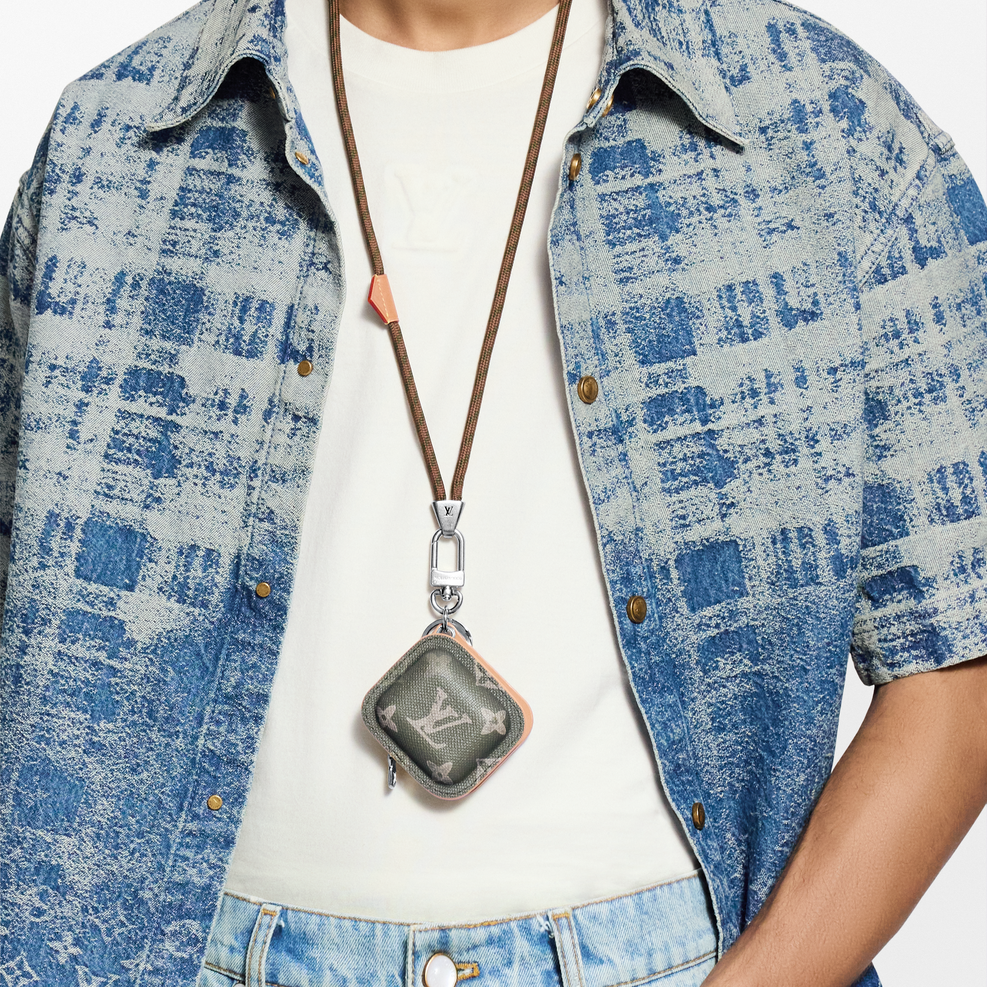 Colgante y llavero LV Pods S00 Hombre Accesorios Llaveros y charms | LOUIS VUITTON (Zoom de producto)